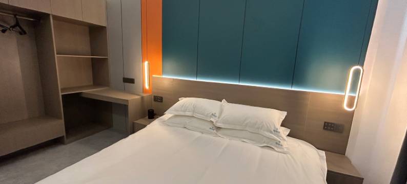 易电竞酒店图片