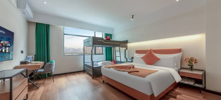 里屋轻住酒店(绵阳西南科技大学青义店)图片