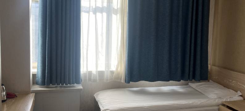 哈密忆HOTEL图片