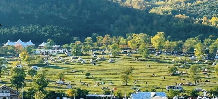 云外四季Hotel(海坨山谷国际旅游度假区店 )图片