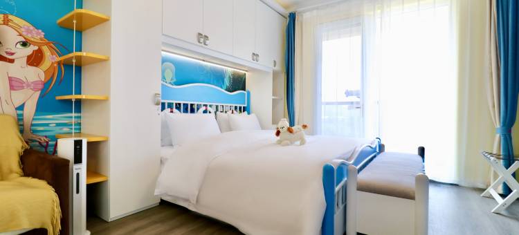 栖海·设计师魔法温泉主题海景公寓(山海广场店)图片