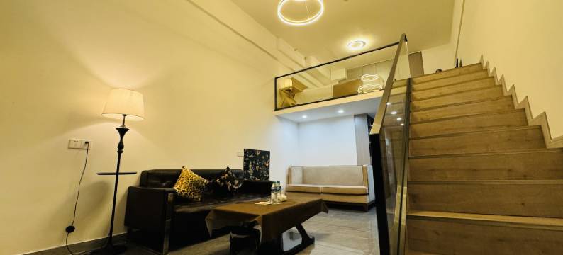 宝如loft设计师民宿(红谷滩万达广场店)图片