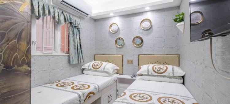 香港春天旅舍(尖沙咀地铁站店近C2口)图片