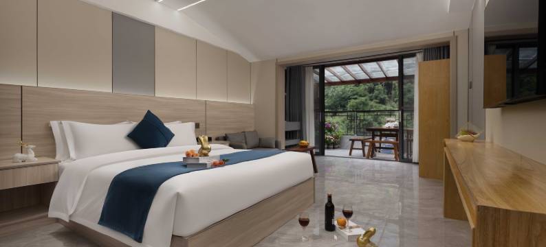 凤凰古城凤求凰客栈图片