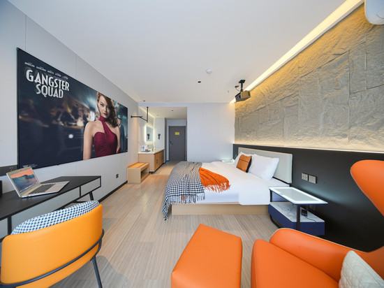 瑞筑朗寓酒店(青大附院西海岸院区地铁站店)