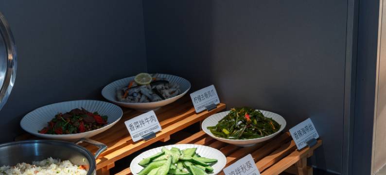 南京百家湖胜太路地铁站轻居酒店图片