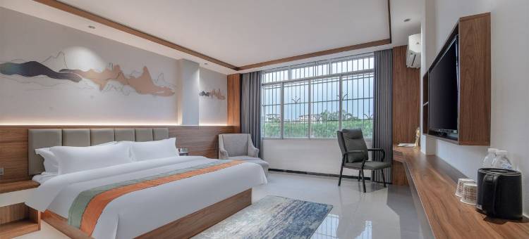 武鸣假日酒店(汽车客运站康和城店)图片