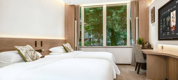 龙瑞酒店(尚品时代广场西南石油大学店)图片