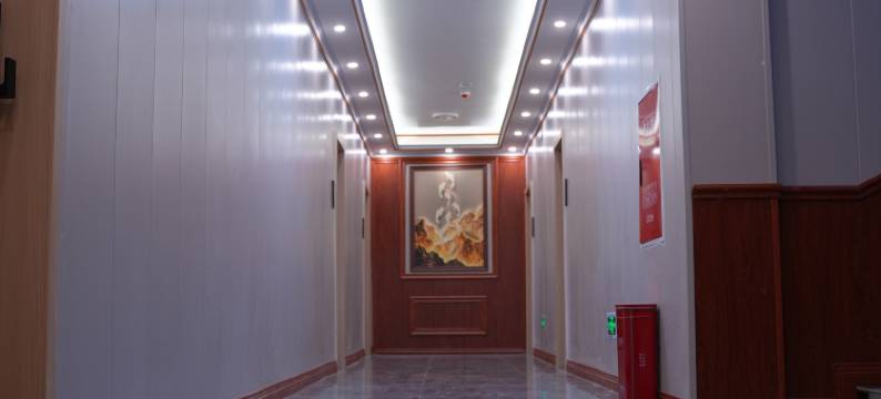 岗尖巴酒店图片