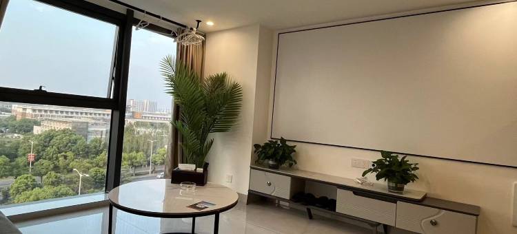 锦程·轻奢loft酒店公寓(江西科技学院太子殿地铁站店)图片