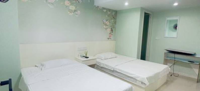 爱家民宿(袁家岗地铁站店)图片