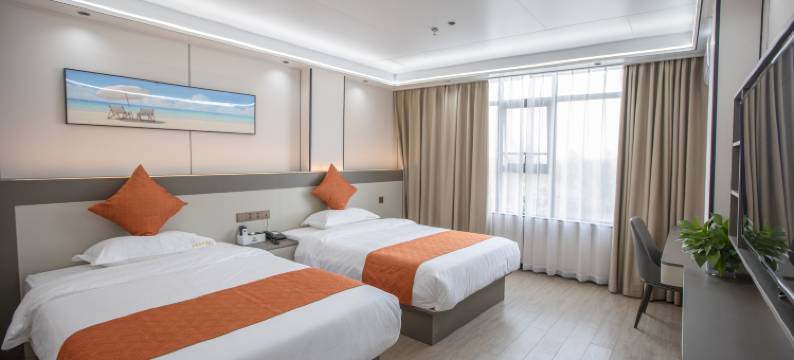 艾尚海景酒店(万尾金滩店)图片