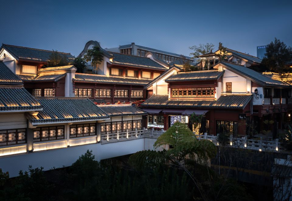 金碧会馆酒店（南屏步行街金马碧鸡坊店）外景图