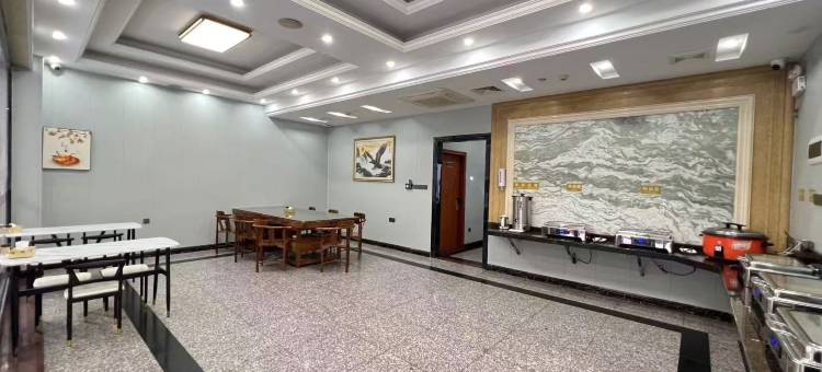 龙轩公寓(罗定汽车总站店)图片