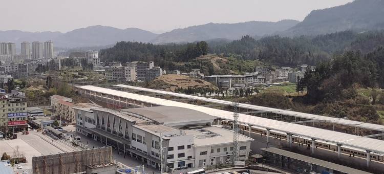 半夏公寓(利川火车站店)图片
