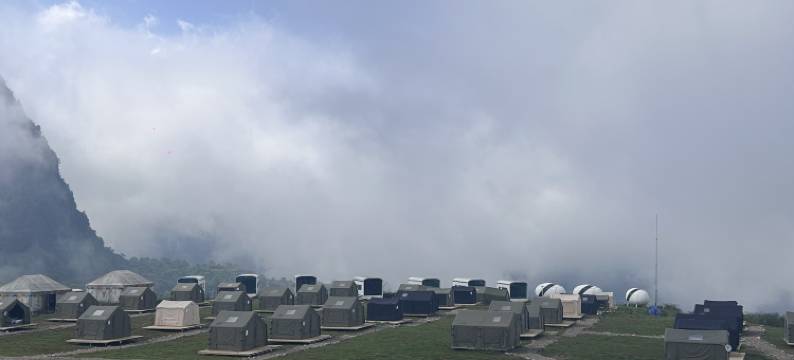 王岗坪贡嘎星空露营地图片