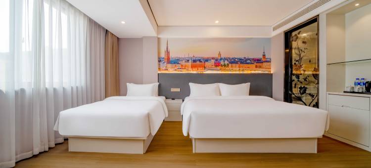 艺龙瑞云酒店(天台山高铁站店)图片