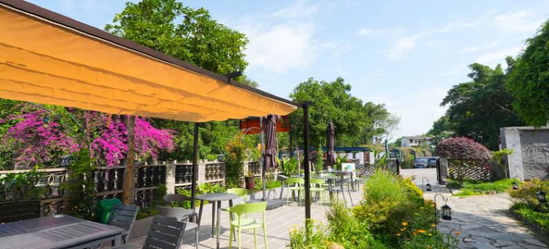 兴义万峰林浅山里客栈图片