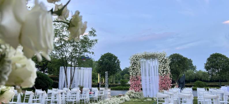 巴陵·邕湖庄园酒店(洞庭湖中华熊猫苑店)图片