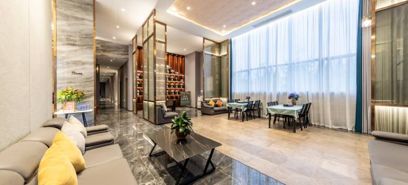 都江堰源东雅居酒店(融创乐园熊猫谷店)图片