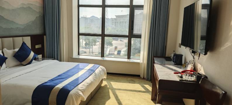 阆中豪泰假日酒店(时代天街店)图片