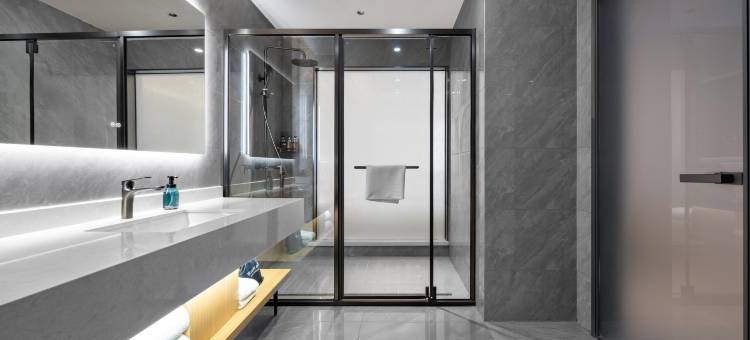 鸿鑫澜庭大酒店图片