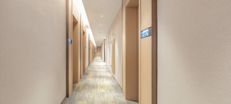 丽呈铂锐酒店(南昌江西科技学院太子殿地铁站店)图片