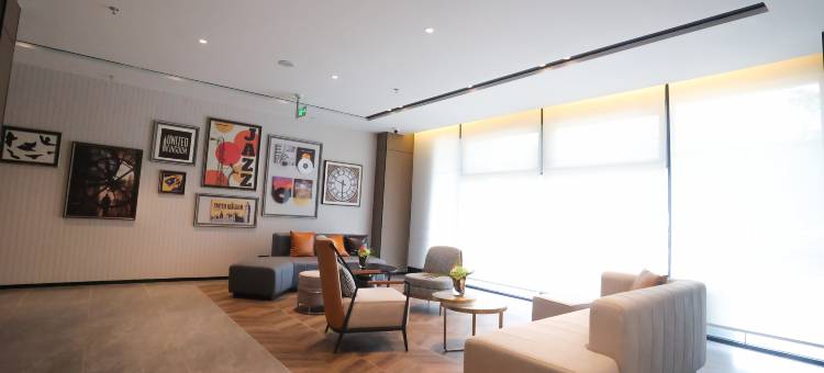 如家精选酒店(徐州彭城广场民主北路地铁站店)图片