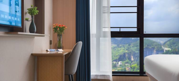 浩枫温德姆酒店(凤凰古城游客中心店)图片