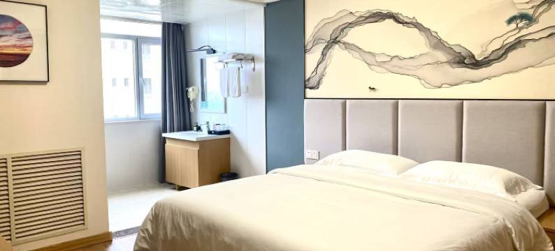 阳光学苑酒店图片