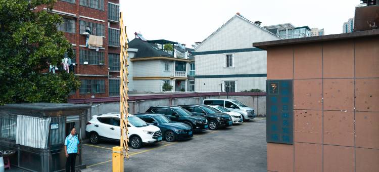 六安柒柒假日商务宾馆图片