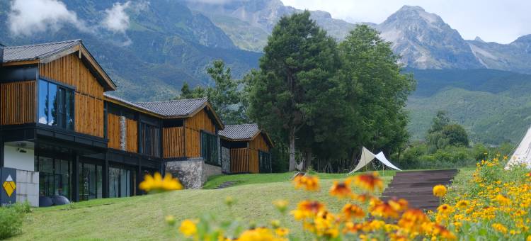 丽江石洛克酒店图片