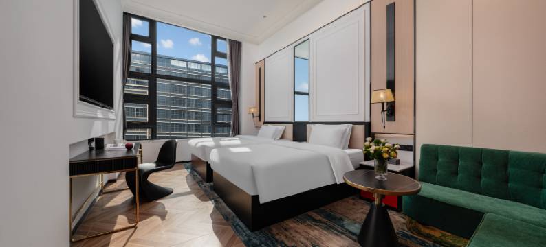 云语·高空观景艺术酒店(海屯路地铁站融创海豚湾店)图片