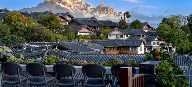 心宿雪山倾城全景度假会馆(丽江古城狮子山店)图片