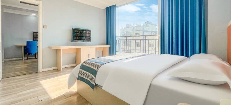 西昌索特酒店(邛海湿地火把广场店)图片