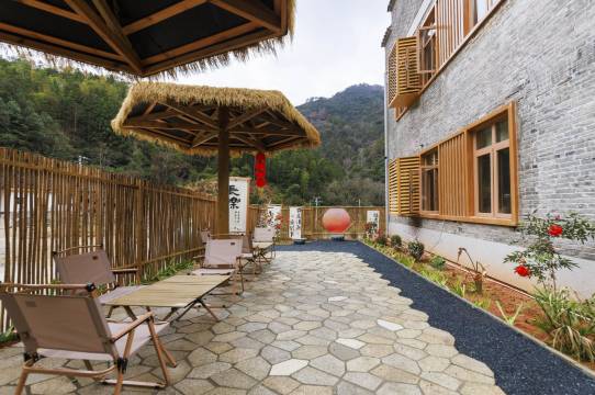 拾青小筑·Misty度假美宿(瑶里古镇风景区店)图片