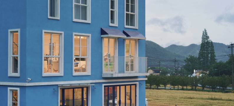 蓝房子·乡野之家·Blue House图片