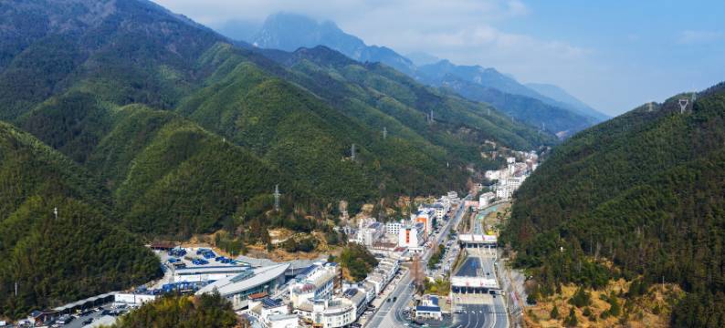 黄山南大门换乘中心美居酒店图片