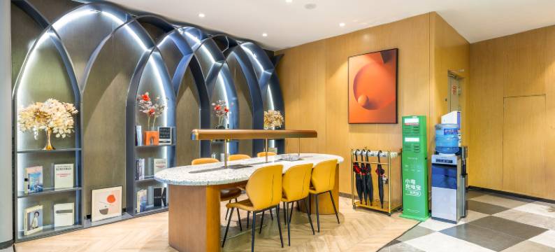 兰欧尚品酒店(天水中心广场汽车站店)图片