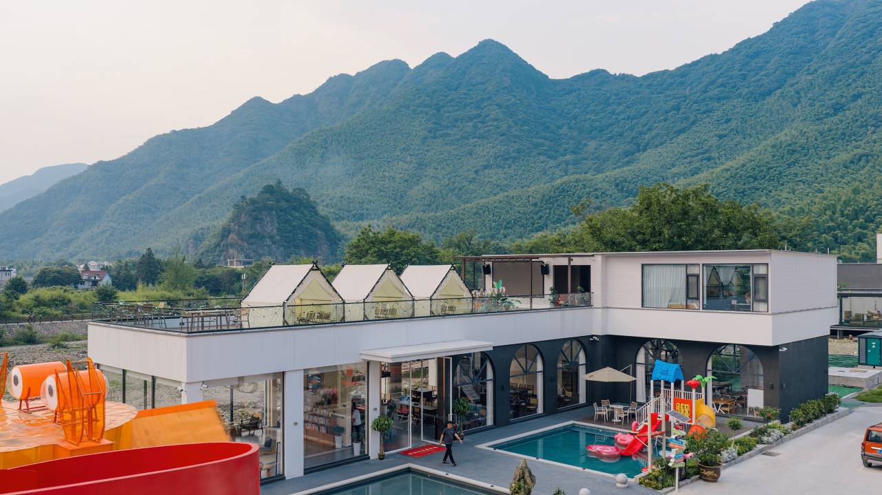 云栖森林·温泉沐野山居(泾县皖南川藏线月亮湾风景区店)图片