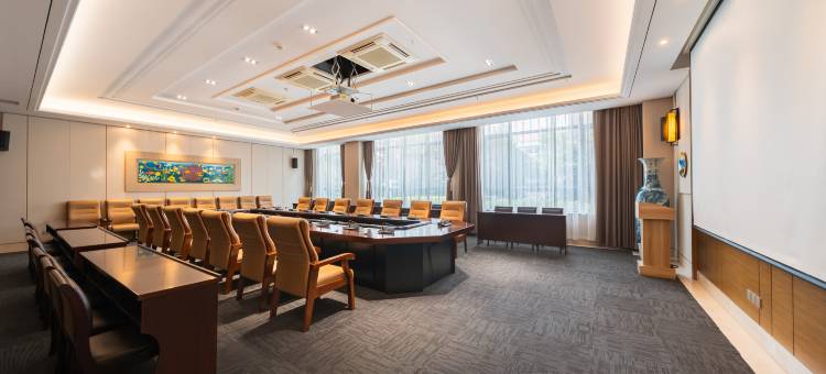 上海体育大学交流中心酒店(长海医院店)图片