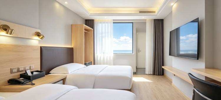 轻住·凯盛酒店(欢乐世界白云中路地铁站店)图片