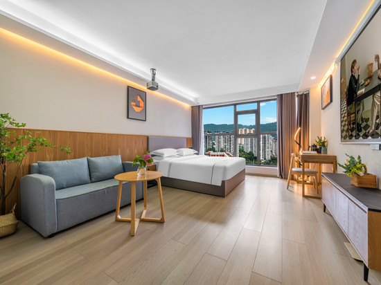 天骄·乐致酒店(重庆石柱高铁站店)