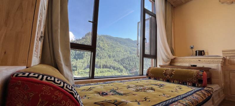 迭部扎尕那央民宿图片