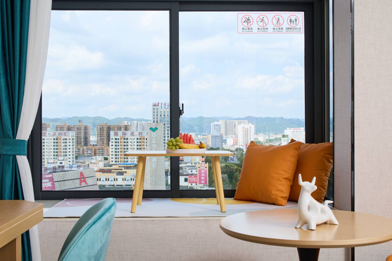 柏纳酒店(南宁安吉万达苏卢地铁站店)图片