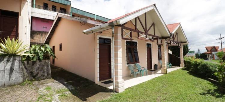 克鲁尔加布雷巴图纳加尔别墅(Villa Keluarga BRE Batunanggar)图片