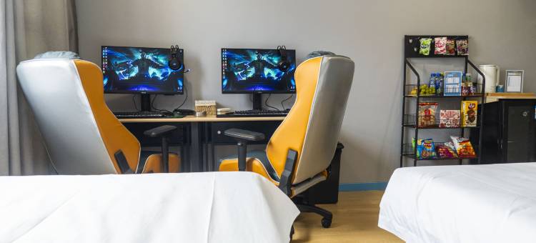 网鱼电竞酒店(青岛香江路濠洼步行街店)图片