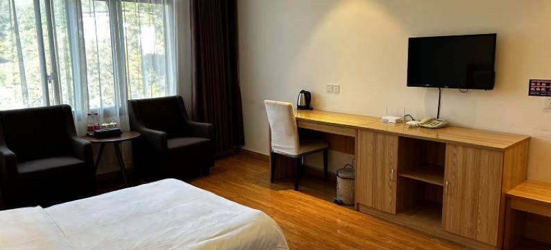 墨脱世豪酒店图片