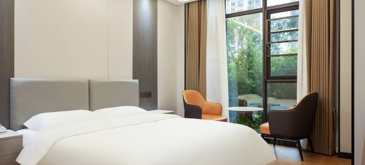 艾家商务酒店(火车北站店)图片