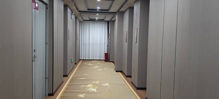 喜缘商务酒店(鹤庆县客运站)图片